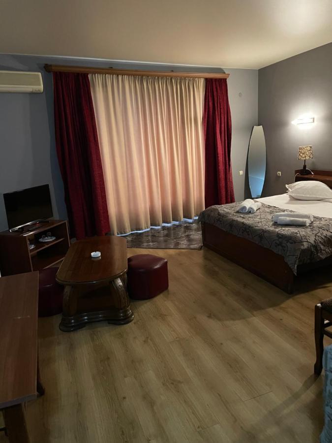 Hotel Era Tbilisi Exteriör bild