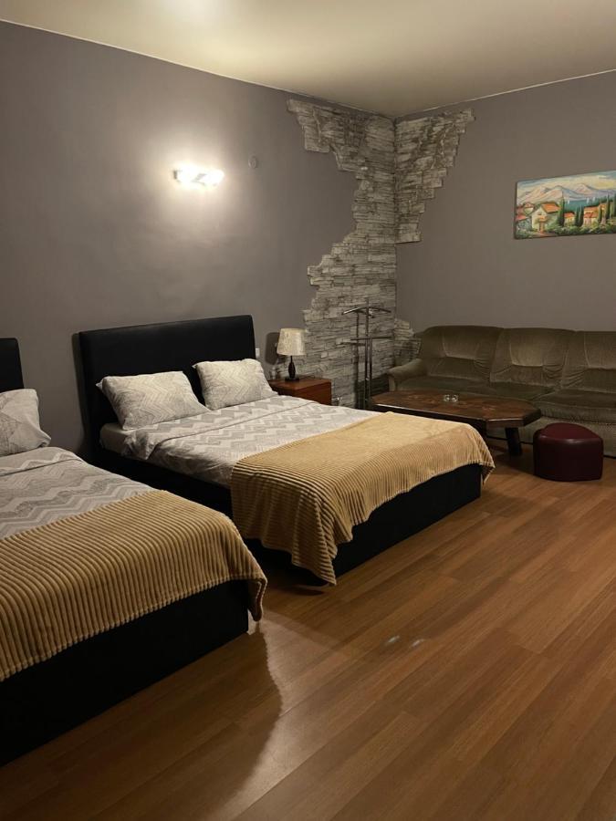 Hotel Era Tbilisi Exteriör bild